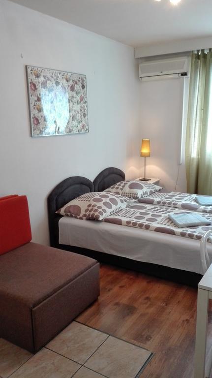 West City Apartments Boedapest Buitenkant foto